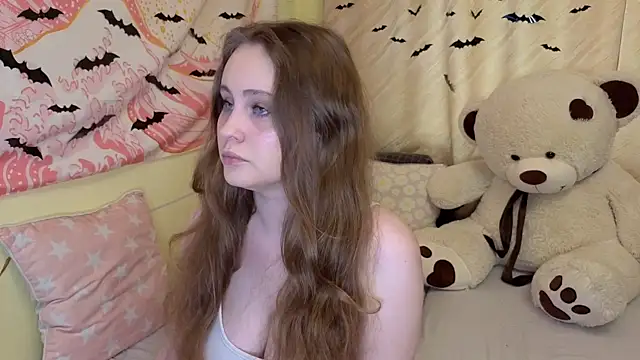 Snapshot of Sellya_Houston chatting on 11-13-25, 08:24 Sellya Houston online show from 11-13-25, 08:24