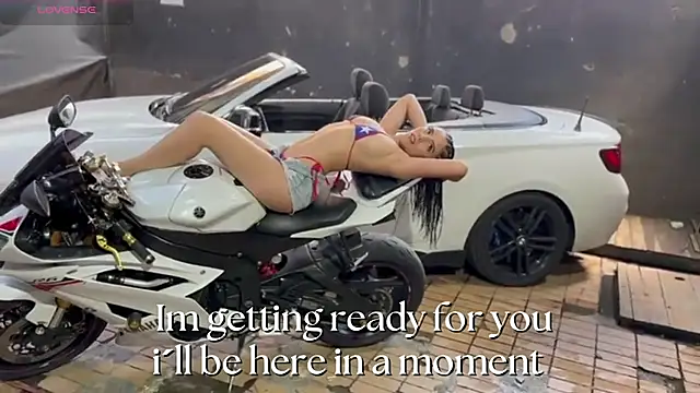 Snapshot of _noahjones chatting on 10-02-25, 11:50 noahjones online show from 10-02-25, 11:50