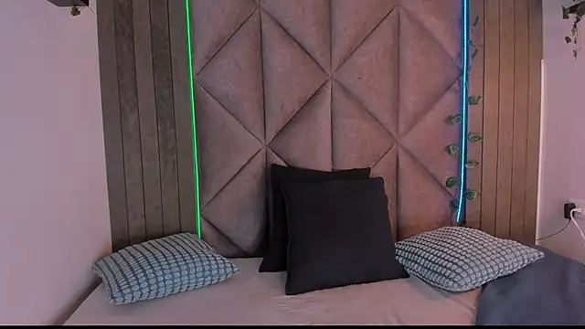 AmyPalmmer online show from 12-05-25, 11:52