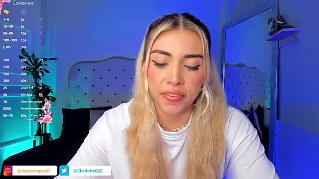 charlotte  grey online show from 03-04-25, 11:22