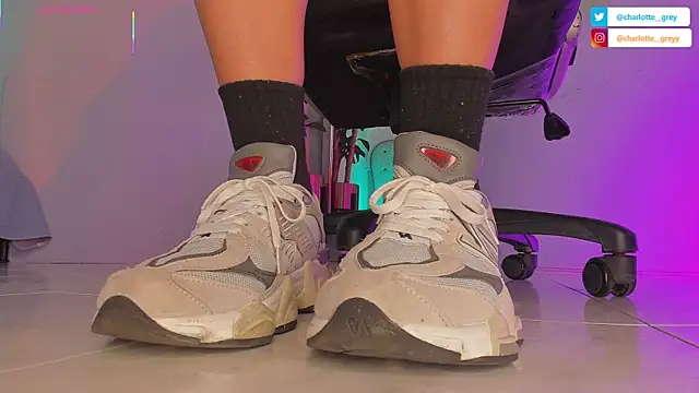 charlotte  grey online show from 09-22-25, 08:11