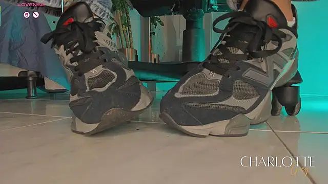 charlotte  grey online show from 01-14-26, 08:36