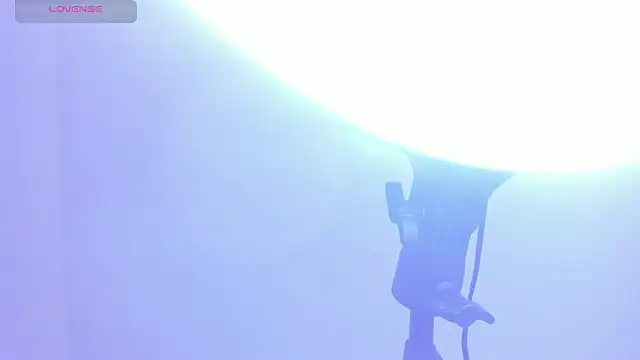 Mia thompson 19 online show from 10-03-25, 09:12