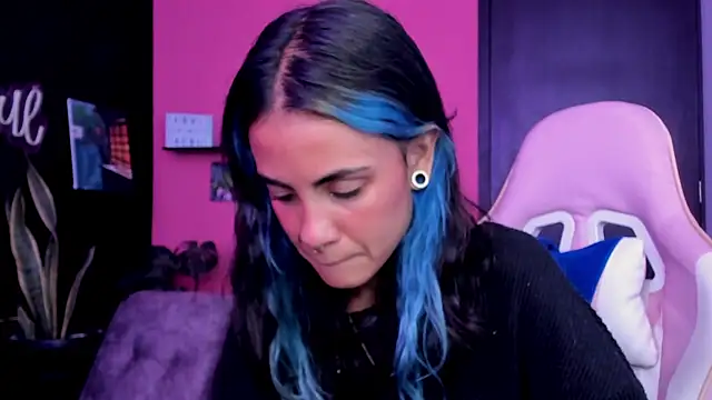 Juanadearco5 online show from 11-12-25, 02:28