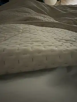 Snapshot of Titanic_dick20 chatting on 03-11-26, 10:27 Titanic dick20 online show from 03-11-26, 10:27