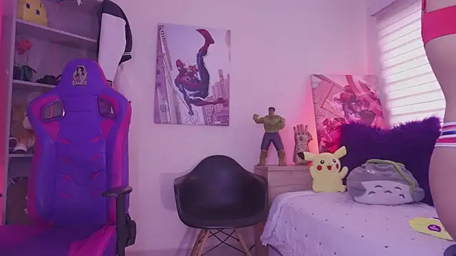 madelyn rose  online show from 04-14-26, 06:03