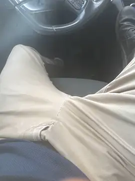 Snapshot of hotisraeli chatting on 09-26-25, 08:18 hotisraeli online show from 09-26-25, 08:18