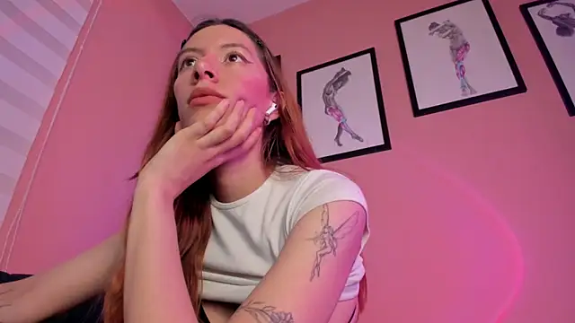 Snapshot of SensualJane2 chatting on 04-25-26, 07:00 SensualJane2 online show from 04-25-26, 07:00