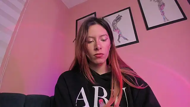 Snapshot of SensualJane2 chatting on 05-22-26, 06:09 SensualJane2 online show from 05-22-26, 06:09