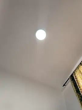 samanthakiss192 online show from 12-16-25, 06:02