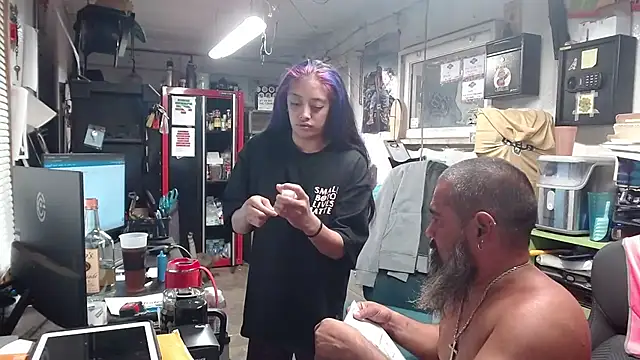 Snapshot of tmoc6693 chatting on 12-05-25, 09:51 tmoc6693 online show from 12-05-25, 09:51