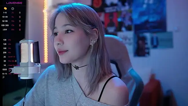 Snapshot of Traharaa chatting on 03-20-26, 12:10 Traharaa online show from 03-20-26, 12:10