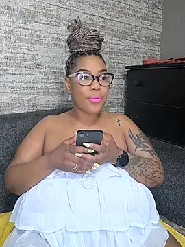 ExclusiveLeexx online show from 10-24-25, 01:07