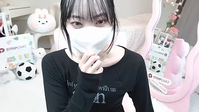 momo room online show from 03-13-25, 01:29