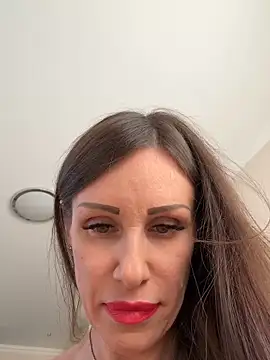 Hott Lolla online show from 09-16-25, 06:14