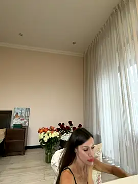 Hott Lolla online show from 12-01-25, 09:03