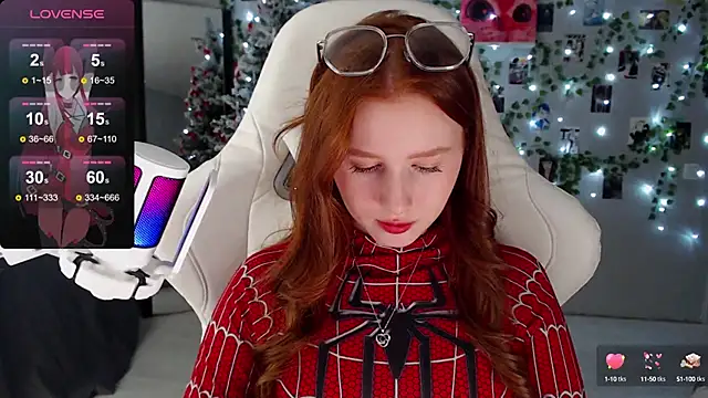 Meow babe online show from 12-19-24, 02:24