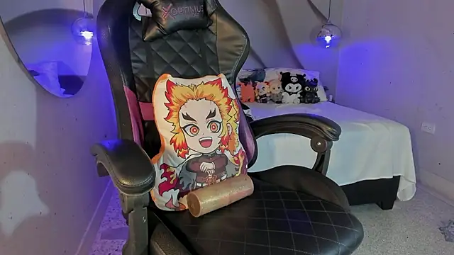 IamNayuta online show from 01-10-26, 08:21