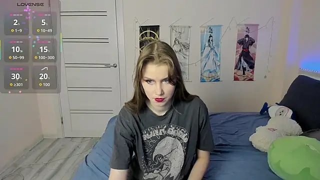 Snapshot of JorRoger chatting on 10-08-25, 02:53 JorRoger online show from 10-08-25, 02:53