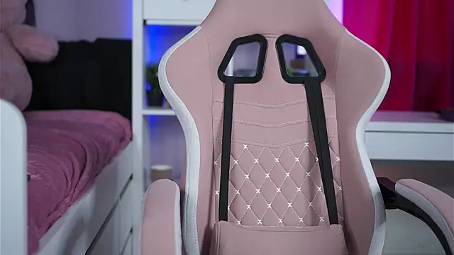 Snapshot of AshaYuva chatting on 03-21-25, 07:11 AshaYuva online show from 03-21-25, 07:11