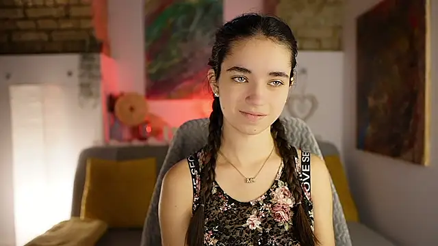 Gia Paige18 online show from 12-06-24, 08:59