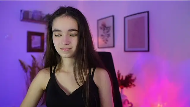 Gia Paige18 online show from 10-26-25, 02:12