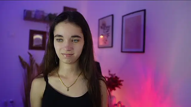 Gia Paige18 online show from 11-07-25, 09:42