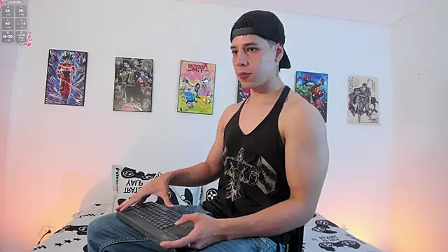 jonathanjoestar  online show from 04-04-26, 09:45