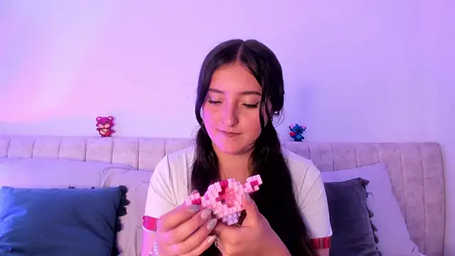 Kathia Morelli online show from 02-15-25, 02:55