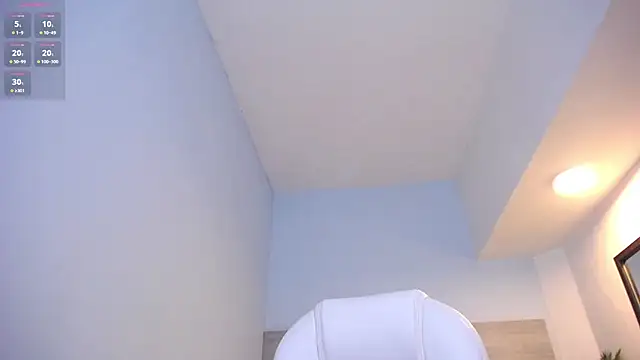 Violetta rainbow online show from 02-12-25, 11:18