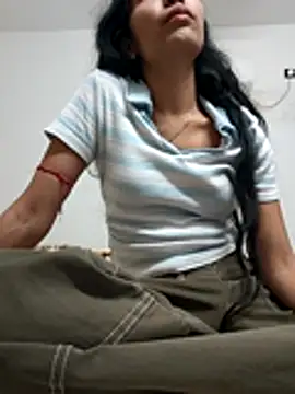 Snapshot of Angel_Anamika chatting on 10-17-25, 06:49 Angel Anamika online show from 10-17-25, 06:49