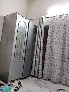 Snapshot of Angel_Anamika chatting on 11-17-25, 03:45 Angel Anamika online show from 11-17-25, 03:45