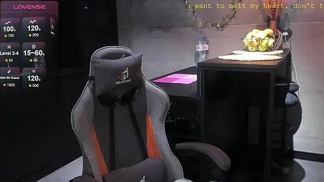 EvaBae online show from 01-08-25, 04:44