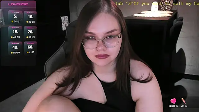 EvaBae online show from 01-13-25, 04:41