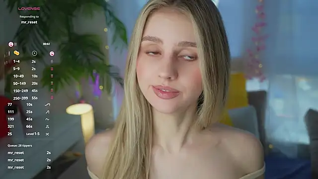 Fluffy-Angel online show from 01-30-25, 09:15