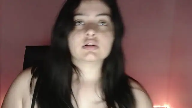 Snapshot of Stephania_18 chatting on 09-19-25, 06:30 Stephania 18 online show from 09-19-25, 06:30