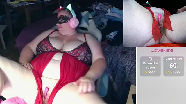 Snapshot of BBW-Ginger chatting on 04-13-26, 09:31 BBW-Ginger online show from 04-13-26, 09:31