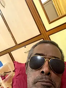 Snapshot of Lookin4Kinky_Partner chatting on 11-23-25, 05:07 Lookin4Kinky Partner online show from 11-23-25, 05:07