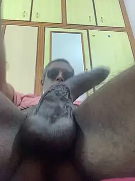 Snapshot of Lookin4Kinky_Partner chatting on 11-27-25, 09:44 Lookin4Kinky Partner online show from 11-27-25, 09:44