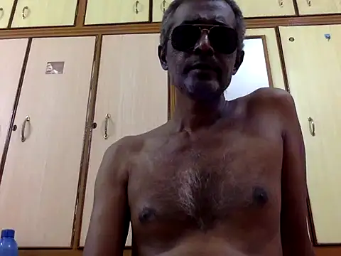 Snapshot of Lookin4Kinky_Partner chatting on 11-30-25, 06:01 Lookin4Kinky Partner online show from 11-30-25, 06:01