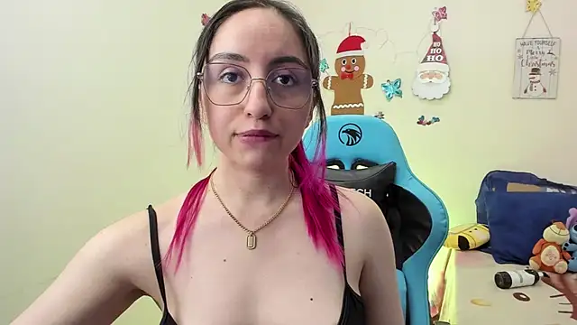 Julieta cott online show from 12-21-24, 02:19