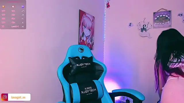 Julieta cott online show from 10-19-25, 02:34