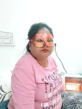 Snapshot of BBW_HOT_COUPLE chatting on 01-02-25, 10:26 BBW HOT COUPLE online show from 01-02-25, 10:26