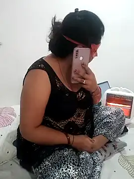 Snapshot of BBW_HOT_COUPLE chatting on 01-03-25, 04:55 BBW HOT COUPLE online show from 01-03-25, 04:55