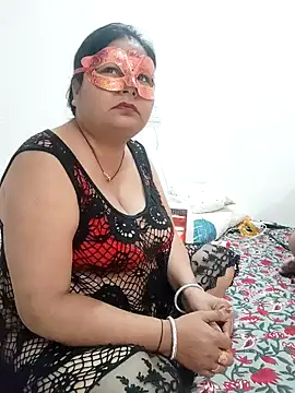 Snapshot of BBW_HOT_COUPLE chatting on 01-21-25, 02:05 BBW HOT COUPLE online show from 01-21-25, 02:05