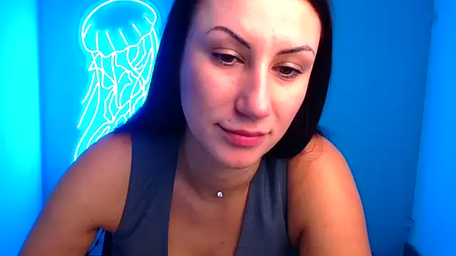 Loren Moa online show from 12-26-24, 10:26