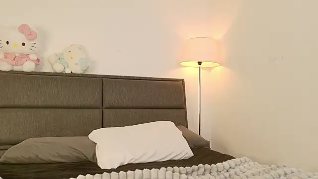 Snapshot of lady_ni_ chatting on 06-04-26, 12:55 lady ni online show from 06-04-26, 12:55