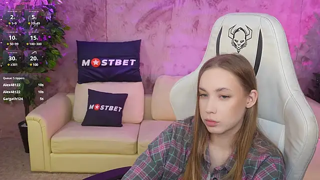 Snapshot of Linda054 chatting on 01-05-25, 11:55 Linda054 online show from 01-05-25, 11:55