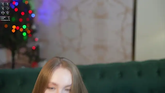 Snapshot of Linda054 chatting on 01-26-25, 06:48 Linda054 online show from 01-26-25, 06:48