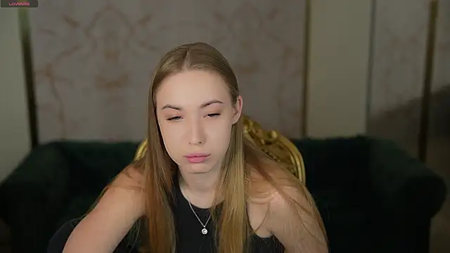 Snapshot of Linda054 chatting on 02-16-25, 08:22 Linda054 online show from 02-16-25, 08:22